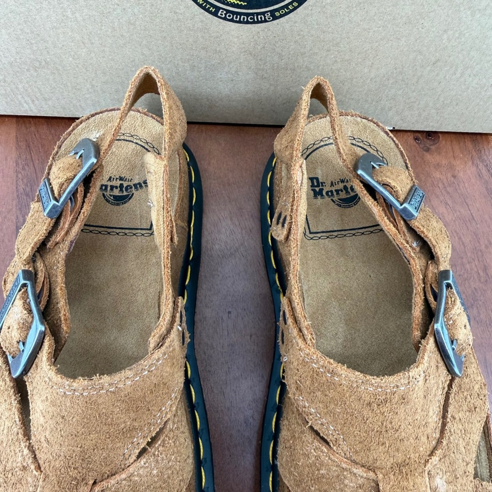 Dr. Martens Archive Fisherman Sandal Natural Tan Plush Suede Mens 8/Womens 9 - Picture 7 of 12